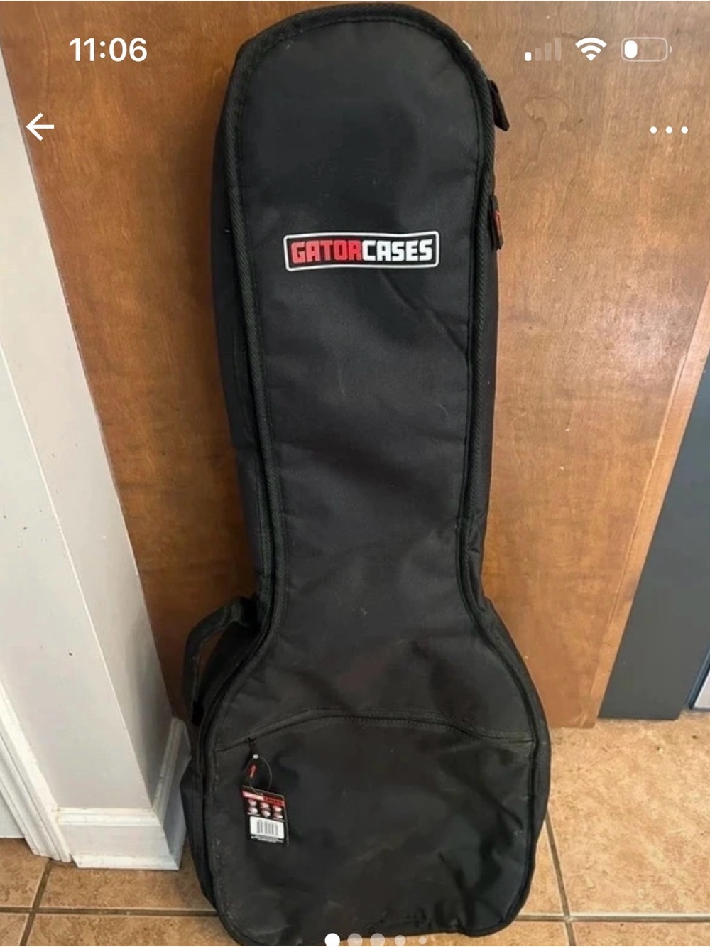 Black Padded Gig Bag for Guitar